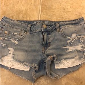 Super cute distressed denim American eagle shorts